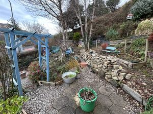 Photo 21- click for photo gallery